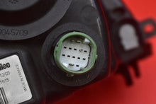 Load image into Gallery viewer, Frontscheinwerfer Volvo V70 30698835 Links Scheinwerfer Headlight SCH5538126544yz