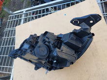 Laden Sie das Bild in den Galerie-Viewer, Frontscheinwerfer Peugeot II 208 9833036180 Rechts Scheinwerfer Headlight SCH5504682954yy