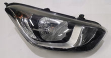 Load image into Gallery viewer, Frontscheinwerfer Hyundai I20 92102-4P500 LED Rechts Scheinwerfer Headlight