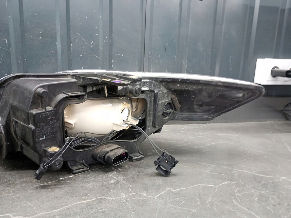 Frontscheinwerfer Ford Mondeo Rechts Scheinwerfer Headlight SCH3979980289hb