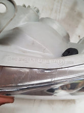Laden Sie das Bild in den Galerie-Viewer, Frontscheinwerfer Toyota Land Cruiser ARO21232 Links Scheinwerfer Headlight SCH3343264454uw
