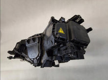 Load image into Gallery viewer, Frontscheinwerfer VW Golf VII Sportsvan 517941032B 90056422 Xenon Rechts SCH5899027359ce