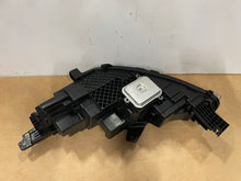 Laden Sie das Bild in den Galerie-Viewer, Frontscheinwerfer SC2E-4121020 Full LED Rechts Scheinwerfer Headlight