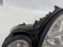 Laden Sie das Bild in den Galerie-Viewer, Frontscheinwerfer Mercedes-Benz W211 16156300 Links Scheinwerfer Headlight SCH7846915396rw