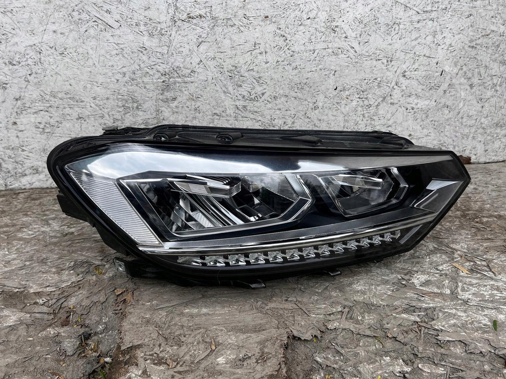 Frontscheinwerfer VW Touran 5TB941036C 030129923220 LED Rechts Headlight