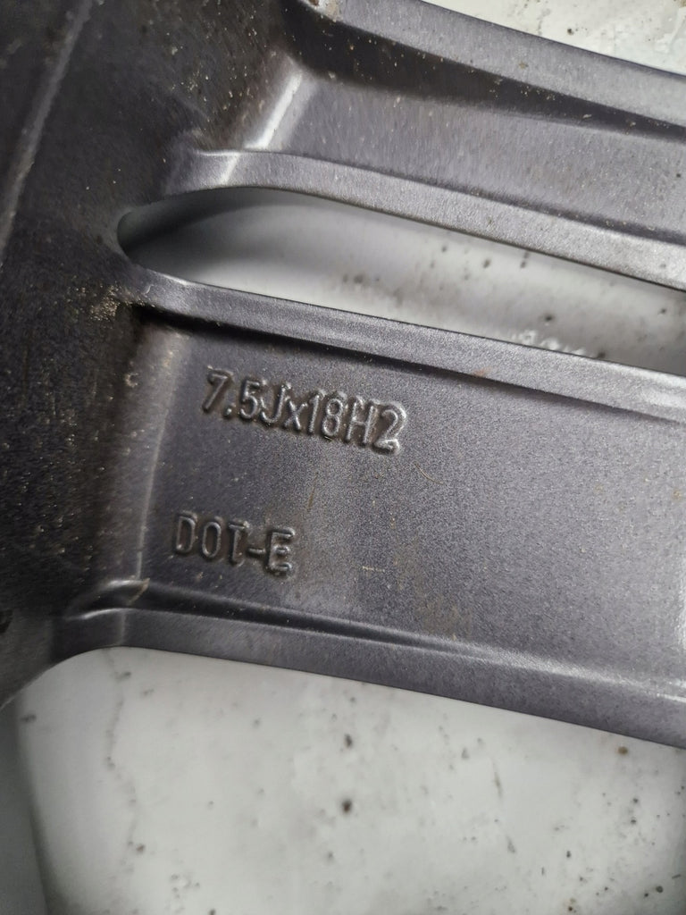 1x Alufelge 18 Zoll 7.5" 5x108 50ET 31381860 Volvo V40 Rim Wheel