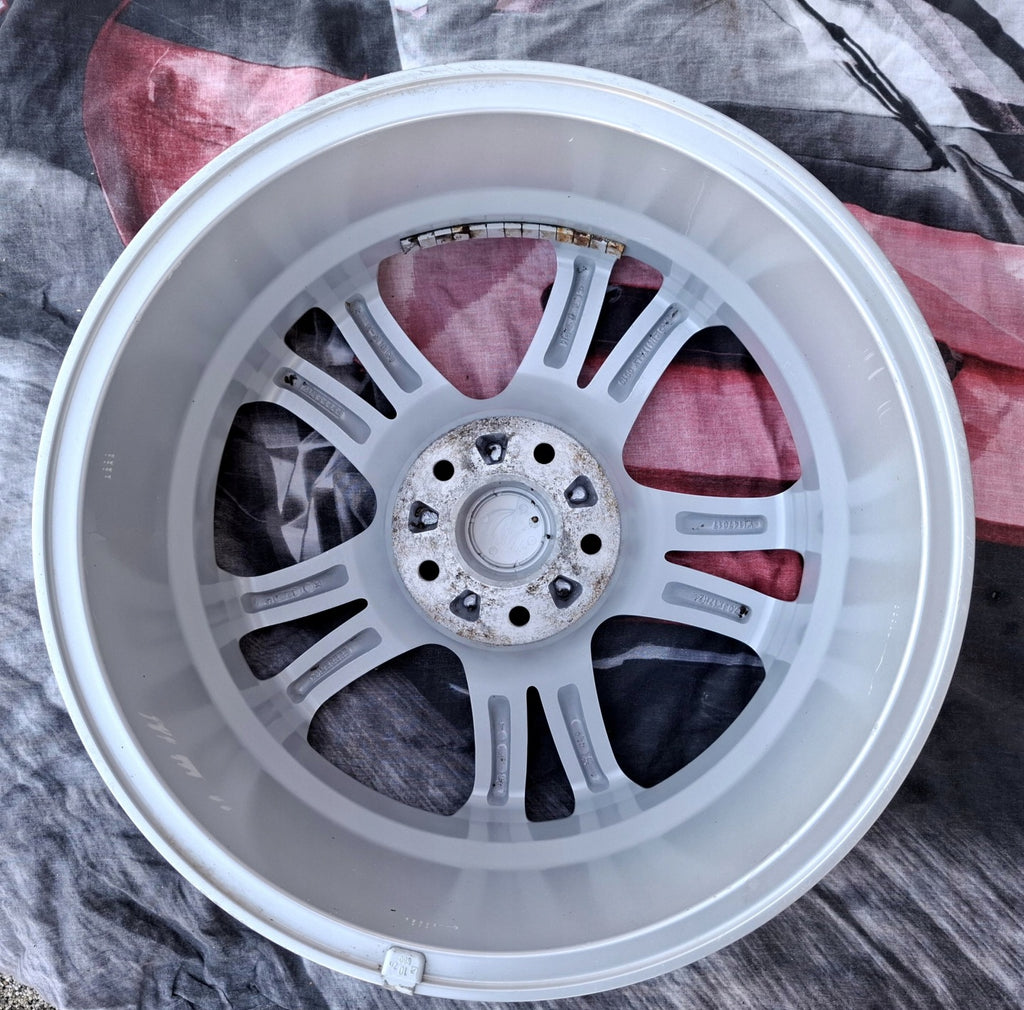 1x Alufelge 17 Zoll 7.0" 5x114.3 47ET Silber WI147017 Hyundai I Rim Wheel FEL2750783755wh