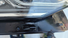 Laden Sie das Bild in den Galerie-Viewer, Frontscheinwerfer VW Tiguan 5NB941082C LED Rechts Scheinwerfer Headlight