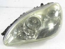 Laden Sie das Bild in den Galerie-Viewer, Frontscheinwerfer Mercedes-Benz W220 A2208202361 Links Scheinwerfer Headlight SCH2185870551mi