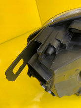 Load image into Gallery viewer, Frontscheinwerfer Mini R56 162705-04 Xenon Rechts Scheinwerfer Headlight SCH5663521952tr