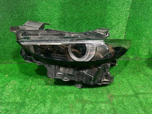 Laden Sie das Bild in den Galerie-Viewer, Frontscheinwerfer Mazda 3 BCJH-51040 Full LED Links Scheinwerfer Headlight