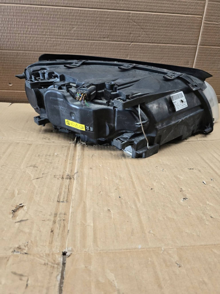 Frontscheinwerfer Volvo V70 S80 3214347 Links Scheinwerfer Headlight SCH9428129951dz