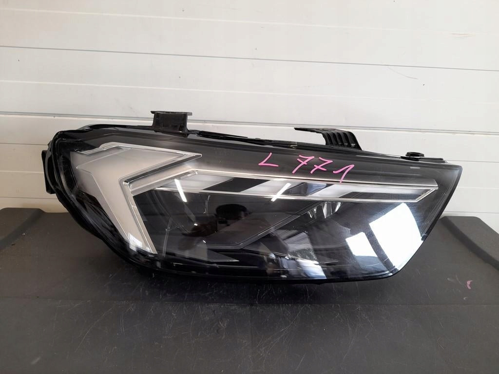 Frontscheinwerfer Audi A1 82A941034D Full LED Rechts Scheinwerfer Headlight