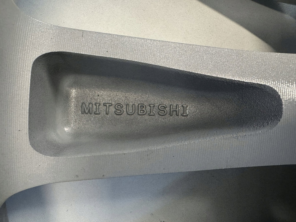 1x Alufelge 18 Zoll 7.0" 5x114.3 46ET Mitsubishi Rim Wheel