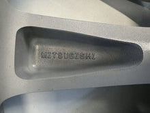 Laden Sie das Bild in den Galerie-Viewer, 1x Alufelge 18 Zoll 7.0&quot; 5x114.3 46ET Mitsubishi Rim Wheel