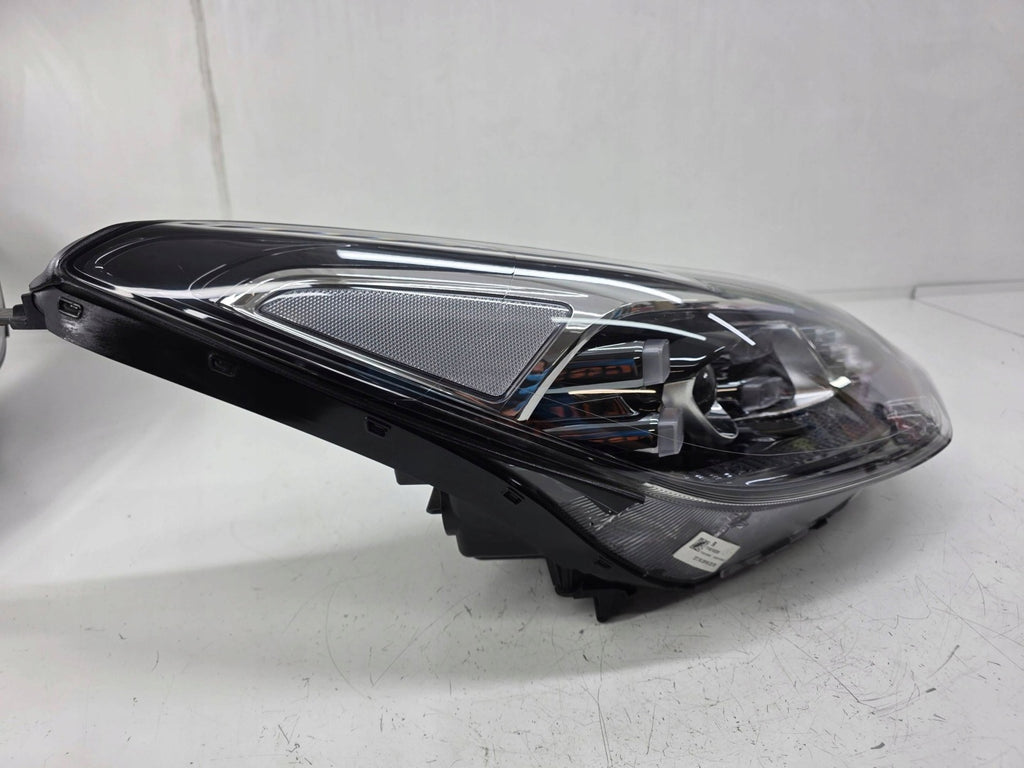 Frontscheinwerfer Kia Sportage F192102200 92102F1041 Rechts Headlight SCH8382702911zv