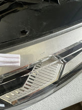 Laden Sie das Bild in den Galerie-Viewer, Frontscheinwerfer Audi Q3 83A941036 Full LED Rechts Scheinwerfer Headlight SCH6510126760mj