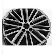 Load image into Gallery viewer, 1x Alufelge 17 Zoll 7.0&quot; 5x112 43ET Glanz Silber 5N0601025AL VW Tiguan Rim Wheel