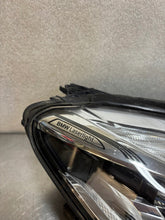 Laden Sie das Bild in den Galerie-Viewer, Frontscheinwerfer BMW 7 G11 G12 7483912-02 Laser Rechts Scheinwerfer Headlight SCH1096929495ck