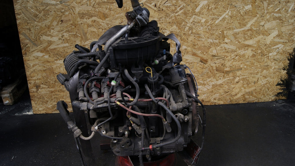 Motor Mazda Rx-7 II Convertible 13B 1.3 150PS 110kW 2003 Benzin Unkomplett