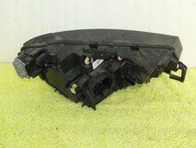 Laden Sie das Bild in den Galerie-Viewer, Frontscheinwerfer VW I 11B941035F Full LED Ein Stück (Rechts oder Links) SCH6328320977ao