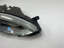 Laden Sie das Bild in den Galerie-Viewer, Frontscheinwerfer Tesla S 105357500C Rechts Scheinwerfer Headlight
