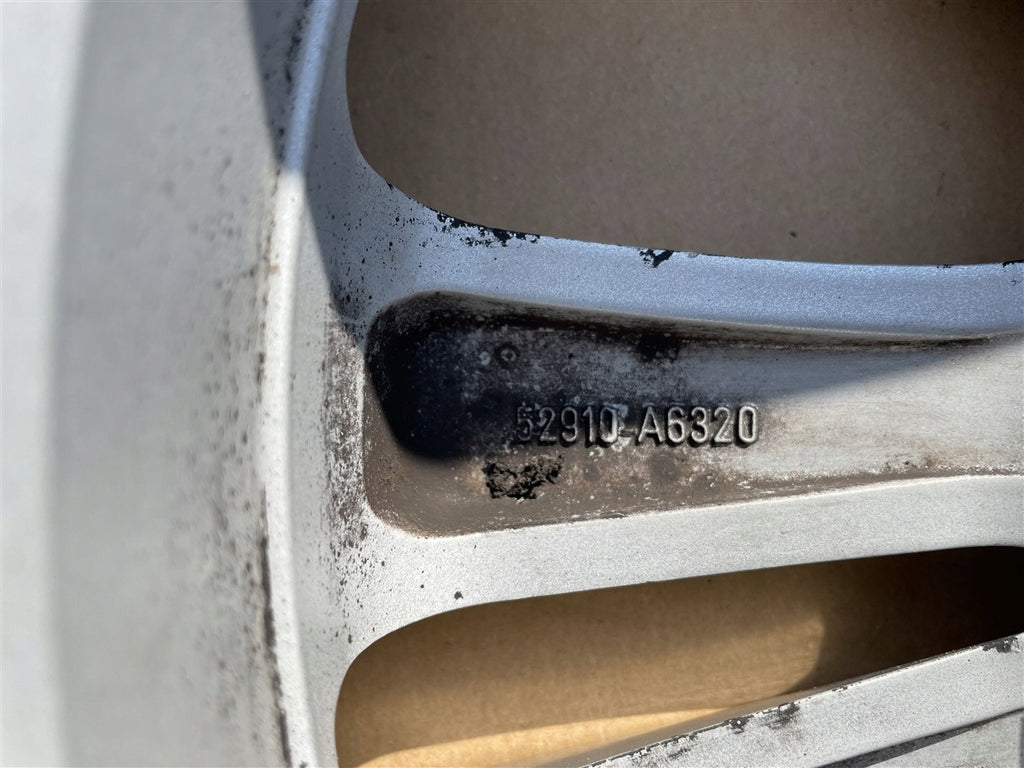 1x Alufelge 16 Zoll 6.5" 5x114.3 50ET 52910-A6320 Hyundai I30 Rim Wheel