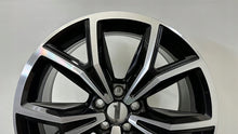 Laden Sie das Bild in den Galerie-Viewer, 1x Alufelge 18 Zoll 7.0" 5x100 39ET Glanz Schwarz 2GM601025F VW T-Cross FEL8279155113yb