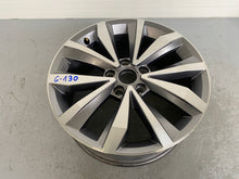 Load image into Gallery viewer, 1x Alufelge 17 Zoll 7.0" 5x112 45ET Glanz Silber 2GA601025P Mg T-Roc Rim Wheel FEL2436456885nb