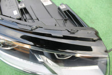 Laden Sie das Bild in den Galerie-Viewer, Frontscheinwerfer VW 7L1941036D Rechts Scheinwerfer Headlight SCH5312393260vi