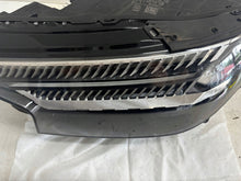 Laden Sie das Bild in den Galerie-Viewer, Frontscheinwerfer Audi E-Tron Sportback Q4 89A941035F Vorderseite Headlight SCH8978992810mm