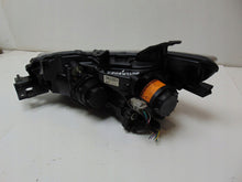 Laden Sie das Bild in den Galerie-Viewer, Frontscheinwerfer Mitsubishi Outlander III 8301C2-04 Rechts Headlight SCH3020347827rz