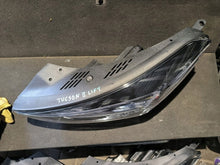 Laden Sie das Bild in den Galerie-Viewer, Frontscheinwerfer Hyundai Tucson D792111A10 D792111A20 LED Ein Satz Headlight SCH1322139386bg