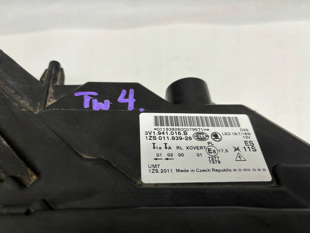 Frontscheinwerfer Skoda Superb III 3V1941016B Xenon Rechts Headlight