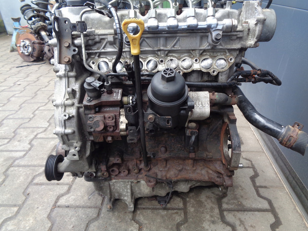 Motor Hyundai Terracan Hp J3 1.6 CRDI 127TKm Diesel Engine Unkomplett