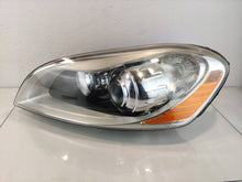 Laden Sie das Bild in den Galerie-Viewer, Frontscheinwerfer Volvo 30763135 Links Scheinwerfer Headlight SCH9070118209jn