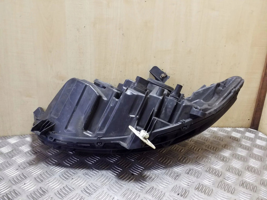 Frontscheinwerfer Ford Mondeo DS7313W029BE 89908745 Rechts Headlight SCH9297024486hr