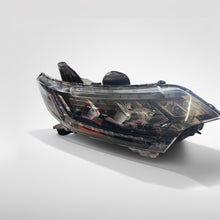 Load image into Gallery viewer, Frontscheinwerfer Mitsubishi Outlander 8301D330 LED Rechts Headlight