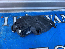 Load image into Gallery viewer, Frontscheinwerfer VW Caddy III 2K1941016B Rechts Scheinwerfer Headlight SCH6014757954ga