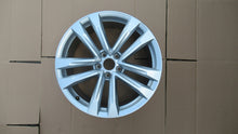 Load image into Gallery viewer, 1x Alufelge 19 Zoll 8.5&quot; 5x112 4G0601025R Audi A6 Rim Wheel