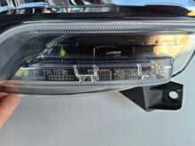 Laden Sie das Bild in den Galerie-Viewer, Frontscheinwerfer Renault Trafic III 260102899R Full LED Rechts Headlight SCH8348025824ft