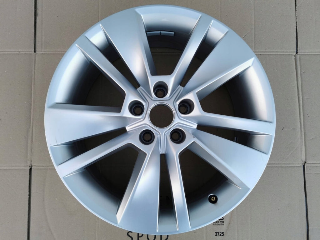 1x Alufelge 18 Zoll 565601025C Skoda Kodiaq Rim Wheel FEL8927393210dn