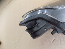 Load image into Gallery viewer, Frontscheinwerfer Toyota Yaris Links Scheinwerfer Headlight SCH1822748337jl