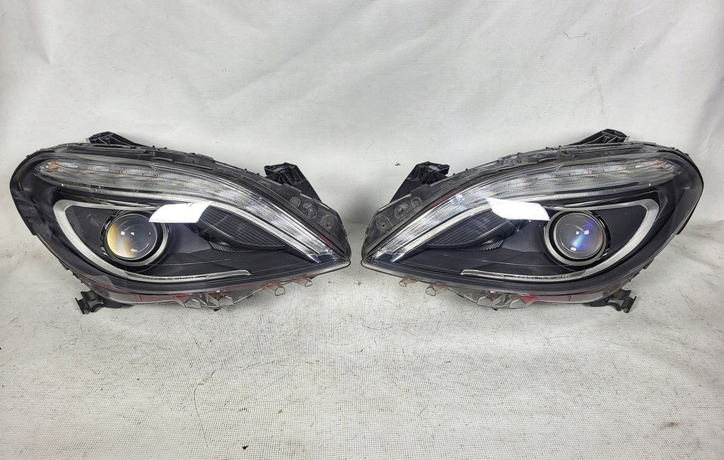 Frontscheinwerfer Mercedes-Benz W246 A2468207861 Xenon Ein Satz Headlight SCH1410197687ck