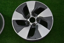 Load image into Gallery viewer, 1x Alufelge 16 Zoll 7.0&quot; 5x120 40ET Glanz 6868392 BMW 1 Rim Wheel