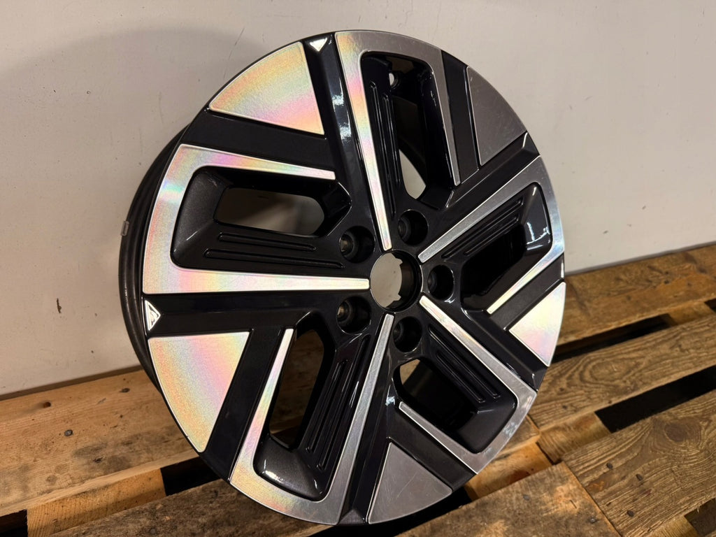 1x Alufelge 17 Zoll 7.0" 5x114.3 52910-DD100 Hyundai Kona Rim Wheel FEL8309060106on