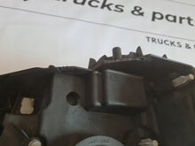 Load image into Gallery viewer, Frontscheinwerfer Renault 7482251331 89207611 Links Scheinwerfer Headlight SCH3197834691sb