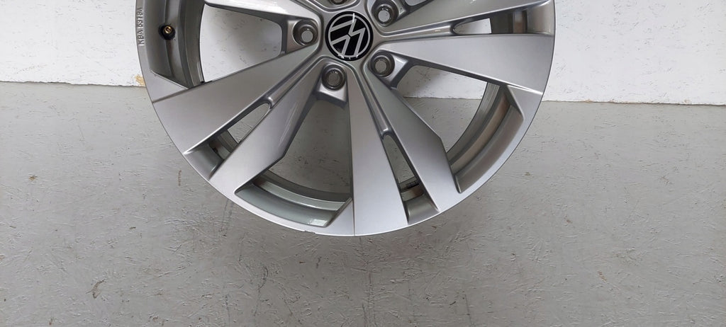 1x Alufelge 19 Zoll 7.5" 5x112 50ET 10A071499A VW Id.3 Rim Wheel FEL6713735384mn