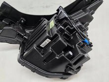 Laden Sie das Bild in den Galerie-Viewer, Frontscheinwerfer Kia Sorento IV 92102P2600 Rechts Scheinwerfer Headlight SCH1857640325pa