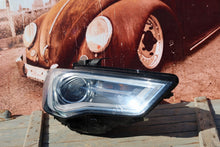 Load image into Gallery viewer, Frontscheinwerfer Audi A3 8V0941032 Xenon Rechts Scheinwerfer Headlight
